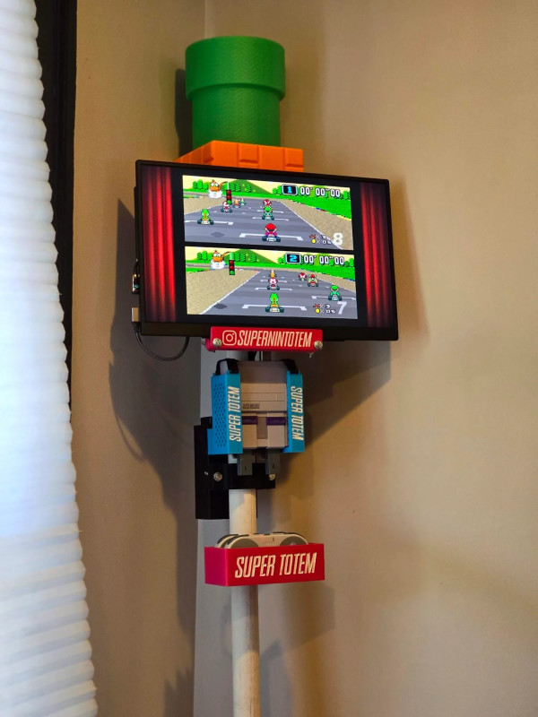 This Interactive Totem Lets You Play Classic Nintendo Games At