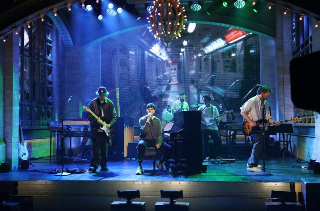 Vampire Weekend Rocks 'snl' With Performances From 'gen X Cops' And