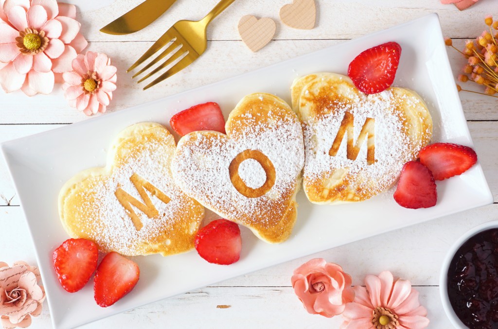 You Can Order Mother's Day Brunch On Amazon