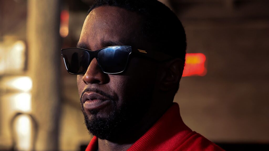 'surviving R. Kelly' Executive Producer 'begged' Diddy To Confess To