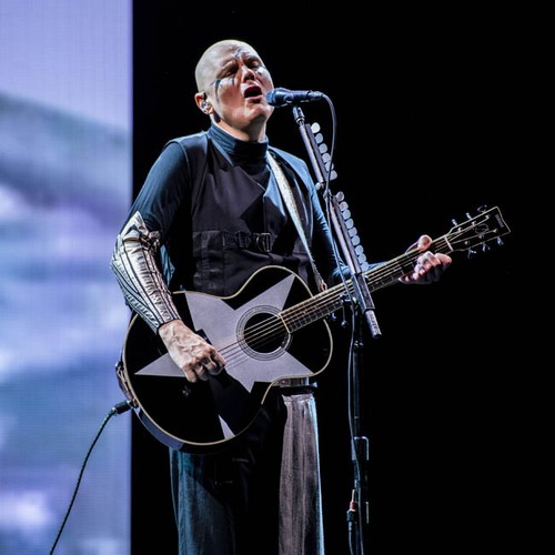 Billy Corgan Won’t Give In To Fan Pressure And Play