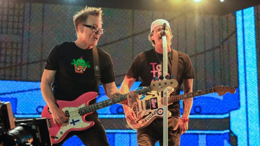 Blink 182 Kick Off “one More Time Tour” In Orlando: Videos,