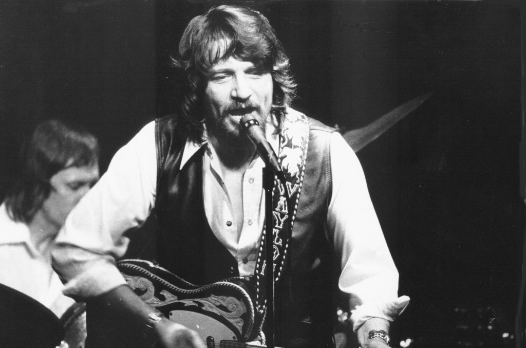 Chart Rewind: In 1974, Waylon Jennings Reached No. 1 For