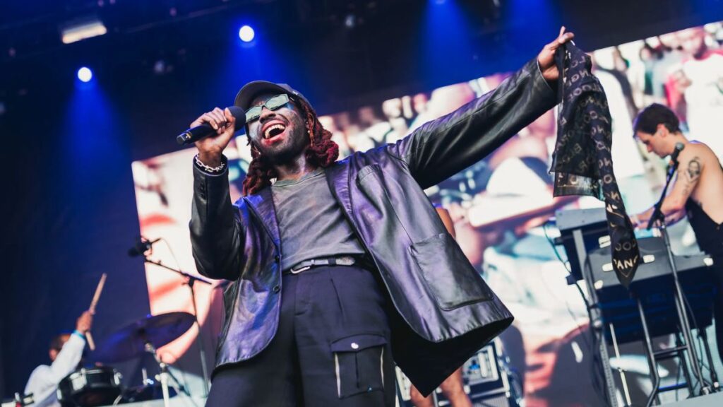 Dev Hynes (blood Orange) To Compose Music For New Broadway