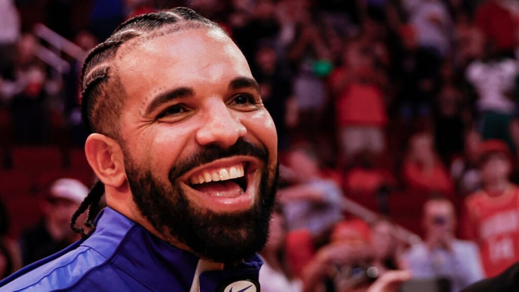 Drake Brings ‘hey There Delilah’ To Toronto On Comical ‘wah