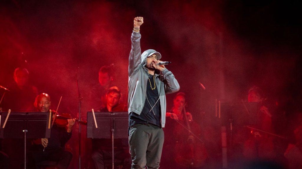 Eminem Closes Out With His First No. 1 Streaming Songs