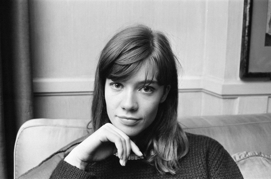 Françoise Hardy, Beloved French Singer And Fashion Icon, Has Died