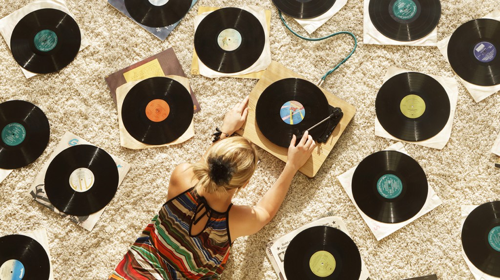 How Can Vinyl Manufacturers Reduce Their Carbon Footprints? A New