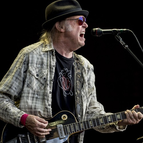 Neil Young And Crazy Horse Cancel Tour