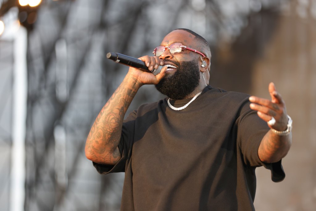 Rick Ross Keeps Drake Beef Going, Updates 'champagne Moments' Cover
