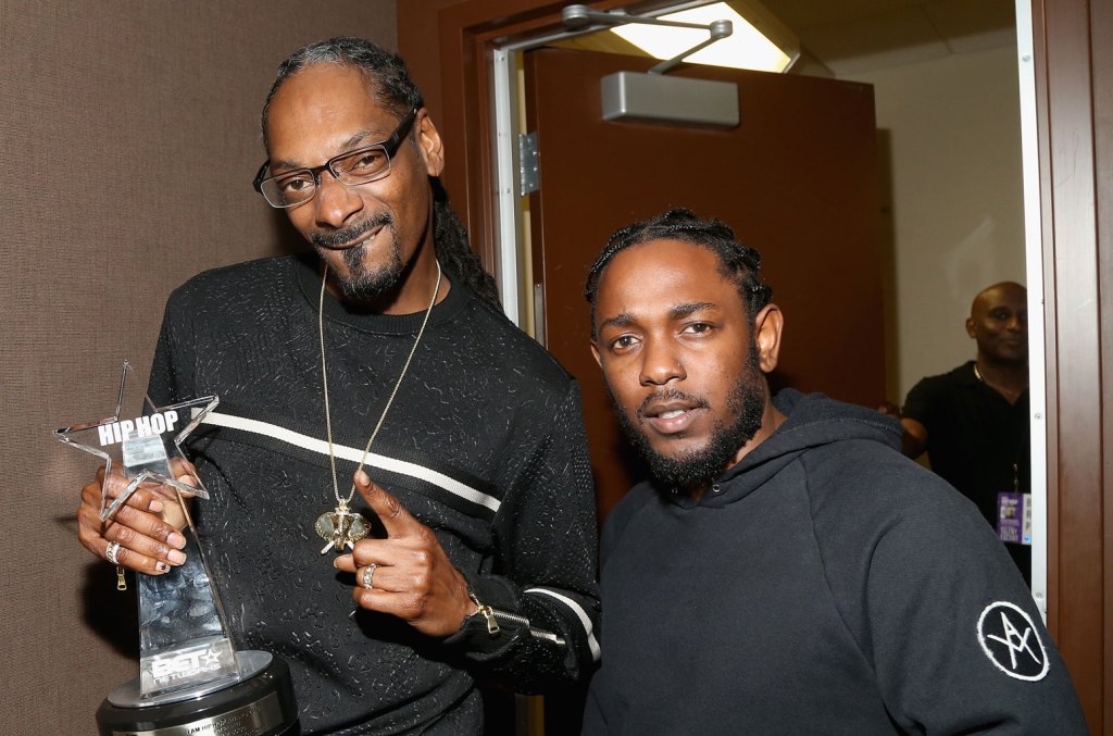 Snoop Dogg Crowns Kendrick Lamar "king Of The West" After
