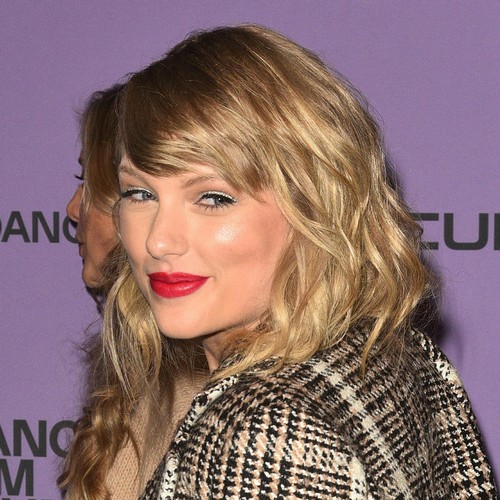 Taylor Swift Stuns Liverpool Charity With 'massive' Donation