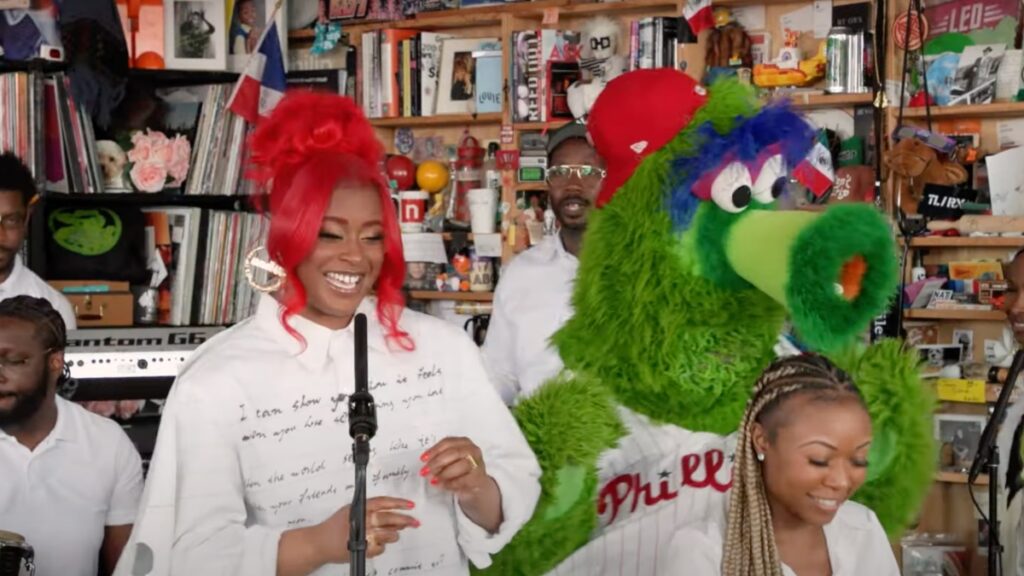 Tierra Whack Delivers Captivating Set For Npr Tiny Desk, Performs