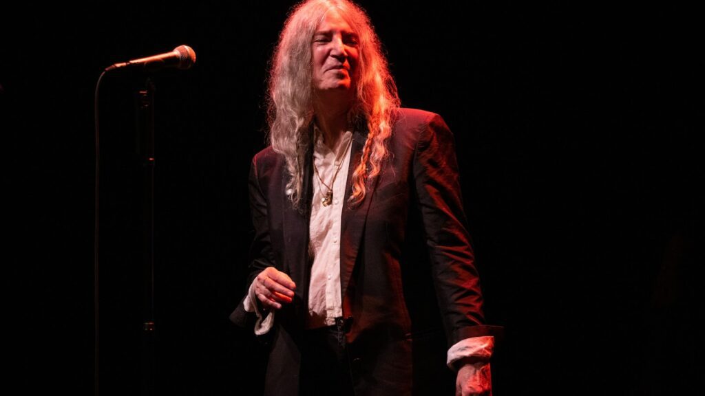 Watch Patti Smith Cover Lana Del Rey's "summertime Sadness".