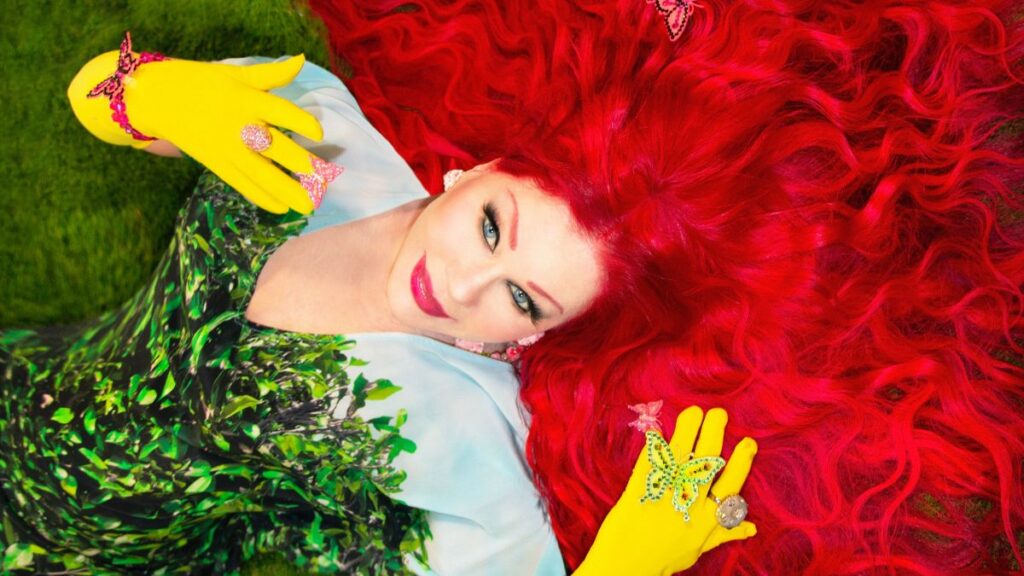 B 52's Kate Pierson Announces New Album Radios And Rainbows And