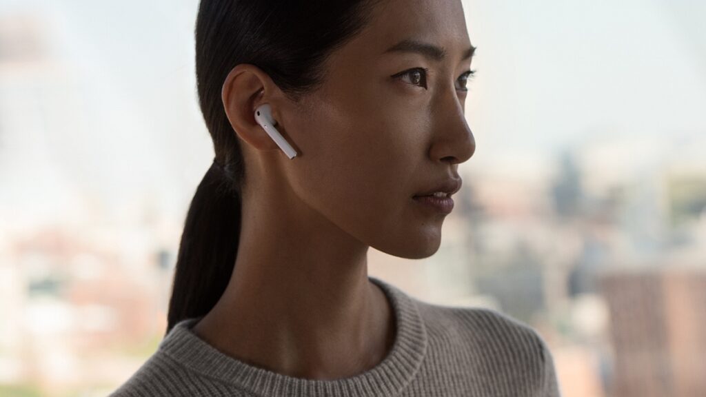 Apple Now Considers Original Airpods As “vintage” Product