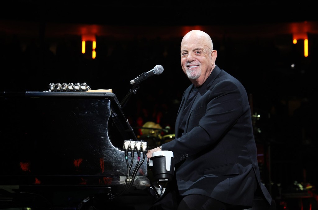 Axl Rose Joins Billy Joel At Final Madison Square Garden