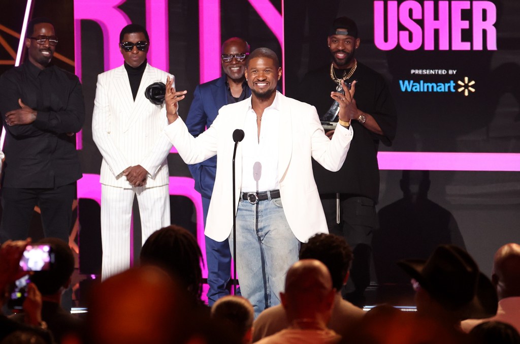 Bet Awards Apologize To Emcee Over 'audio Glitch' That Cut