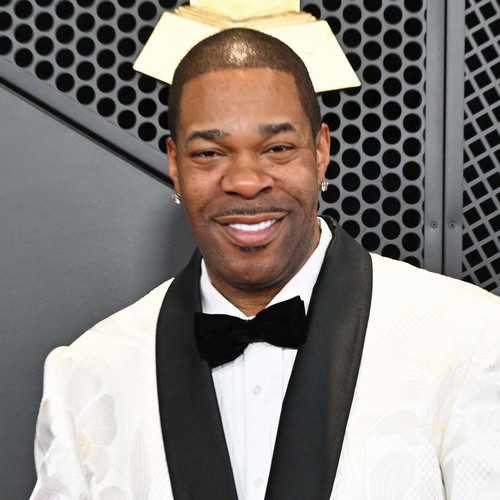 Busta Rhymes Curses Fans On Phones