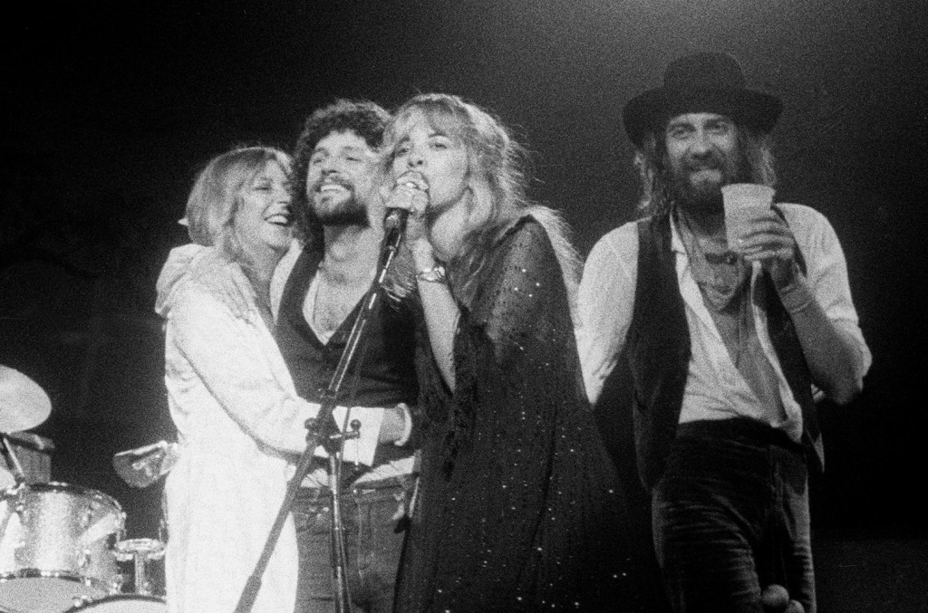 Fleetwood Mac's Mick Fleetwood Hopes For 'healing' Between Stevie Nicks