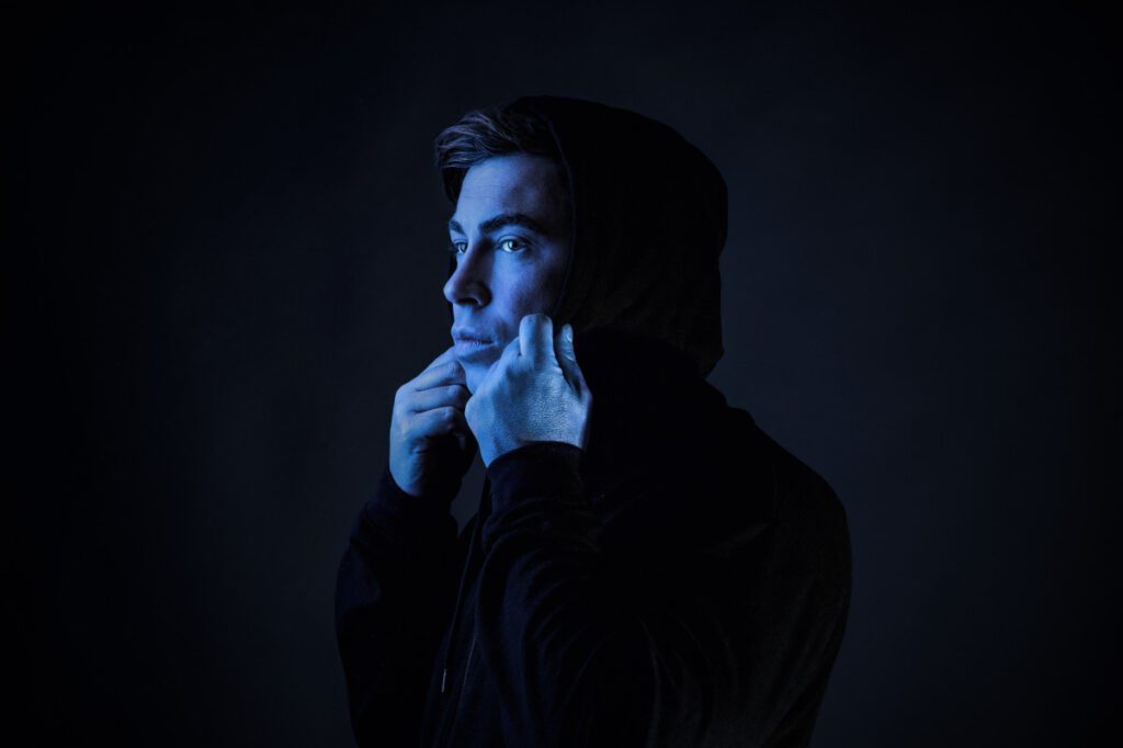 Hardwell's Frenetic New Hit Is The Soundtrack To Your Mid Life