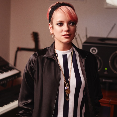 Lily Allen Unable To Use A Washing Machine