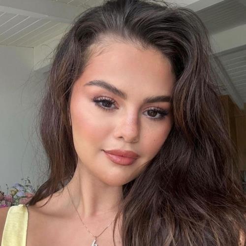 Selena Gomez Shows Off Diamond 'b' Necklace From Benny Blanco