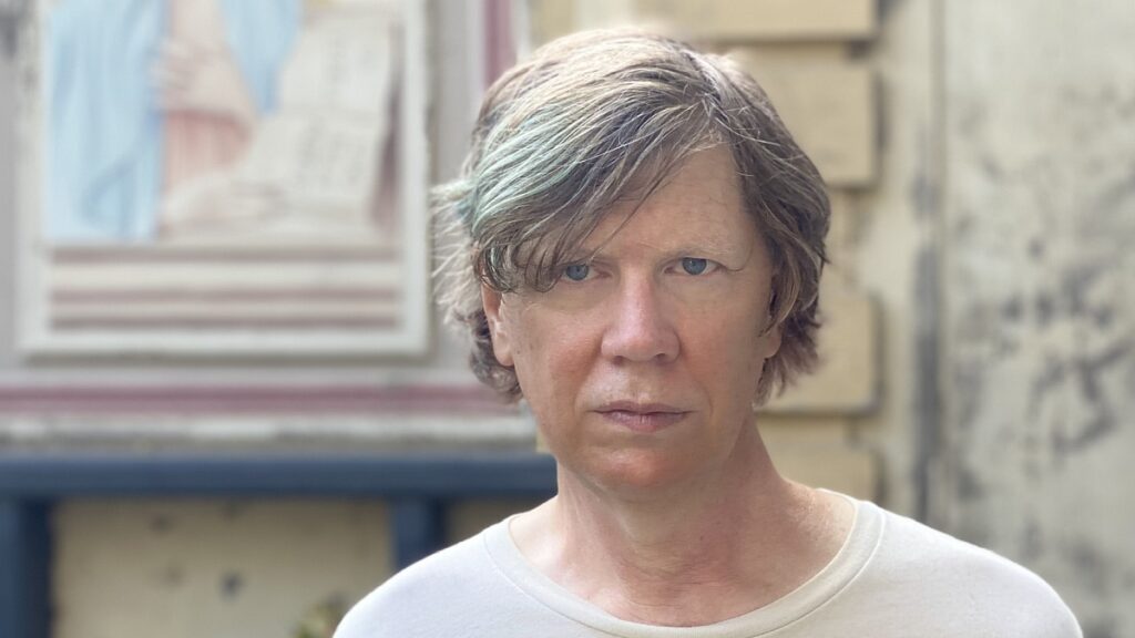 Thurston Moore Is “new In Town” On New Single: Stream