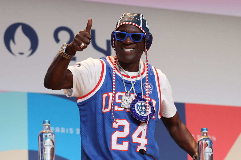 Yes Boyee: Flava Flav Supports And Cheers On Us Water