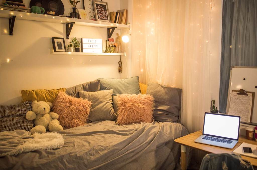 17 Dorm Room Essentials To Add Some Personality And Extra