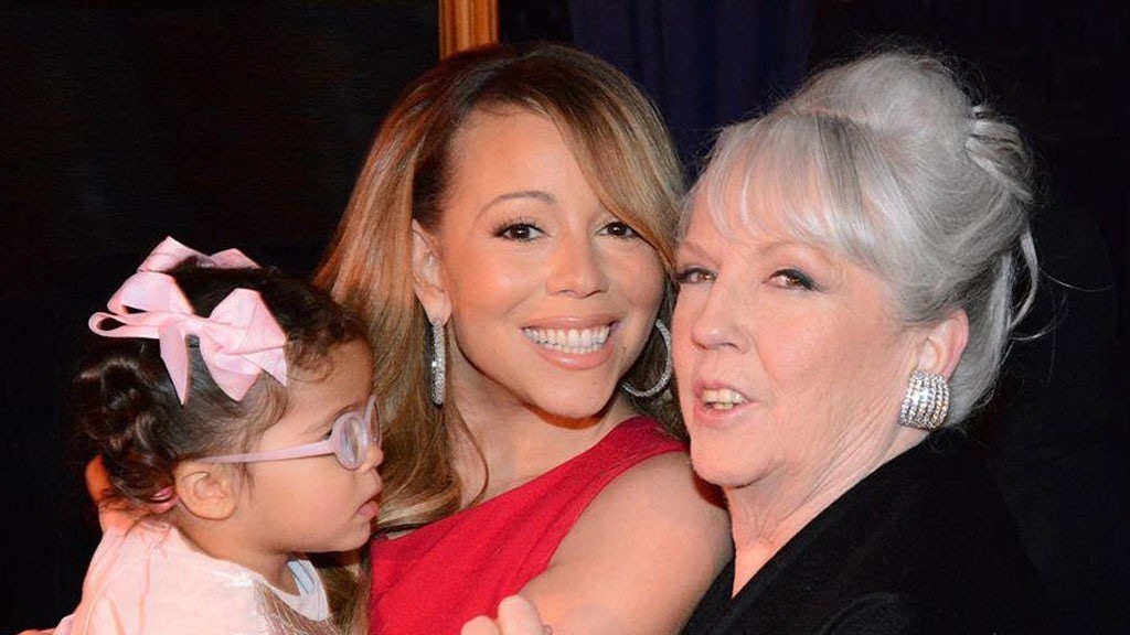 Mariah Carey Announces The Death Of Her Mother And Sister