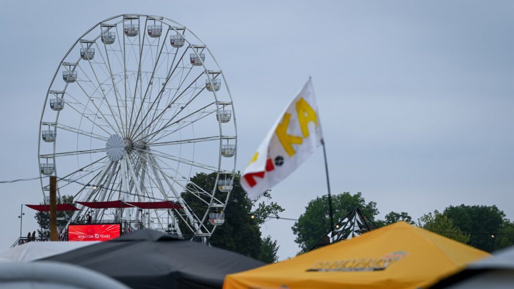 At Least 30 People Injured After Ferris Wheel Catches Fire