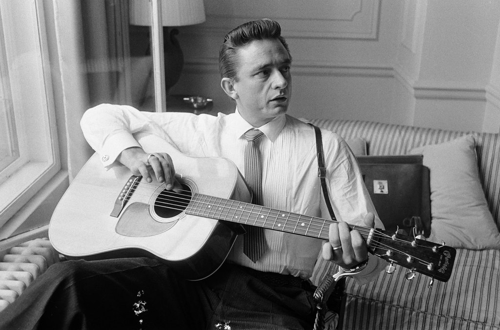 How Elvis Presley And Johnny Cash's New Releases Put A