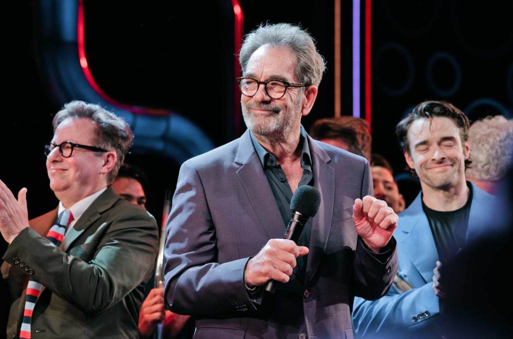 Huey Lewis To Star In Mockumentary Style Sitcom 'whatever Happened To