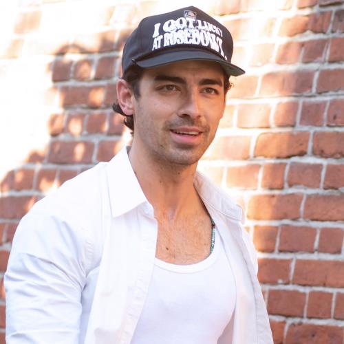 Joe Jonas 'not Trying To Come For Anyone' With New