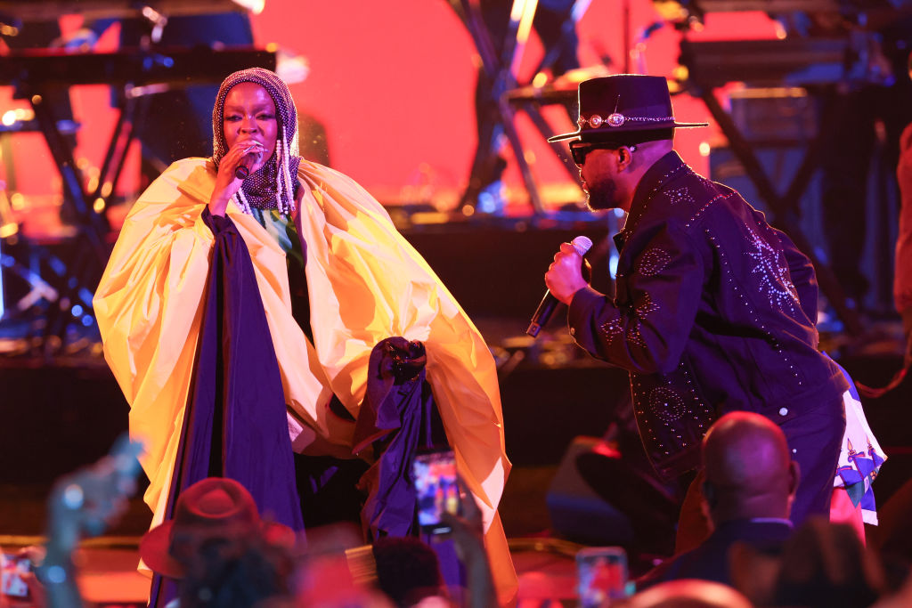 Ms. Lauryn Hill Issues Statement Regarding Fugees Tour Cancellation