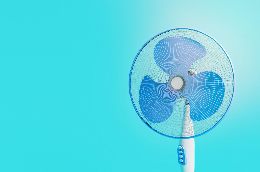 This Qvc Air Innovations Fan Converts Instantly From Tabletop To