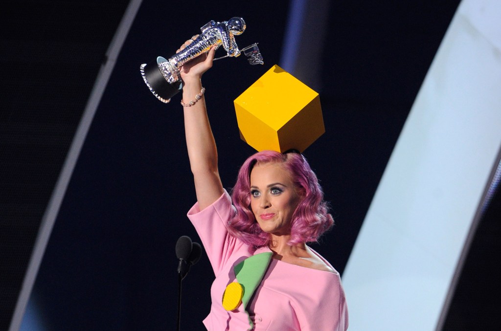 Vmas Vip: These 10 Artists Have Won Both Video Of