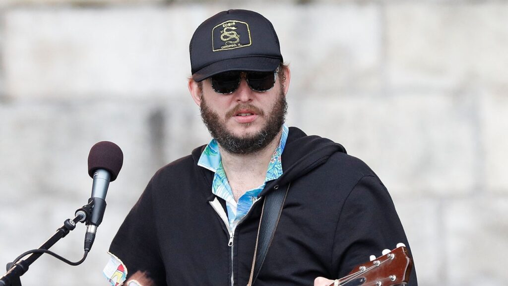 Watch Bon Iver Perform At The Kamala Harris And Tim