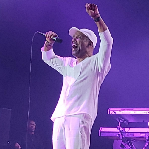 Duplicate: Maze Frontman Frankie Beverly Dies Aged 77