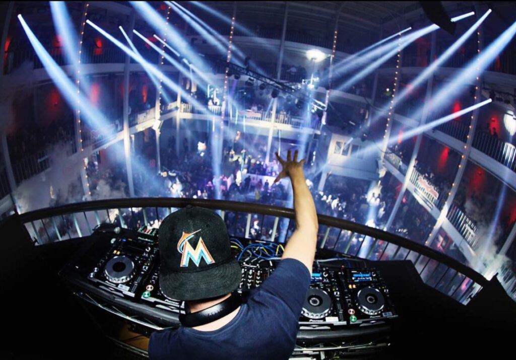 Exclusive: See Images Of Avicii's Personal Dj Equipment, Shoes And