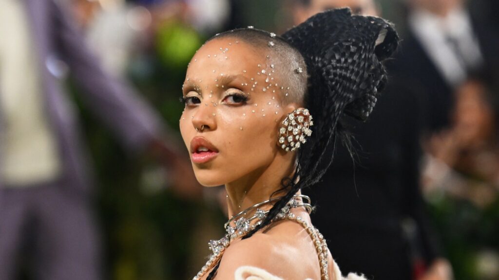 Fka Twigs Previews New Album ‘eusexua’ With Eccentric Teaser Trailer