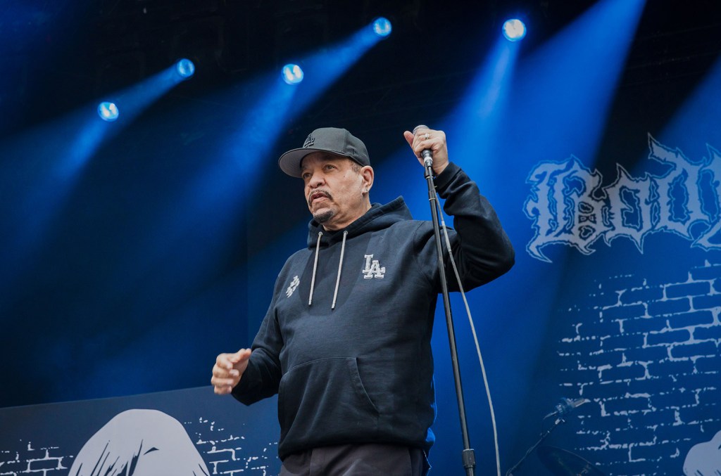 Ice T And Body Count Team Up With David Gilmour For