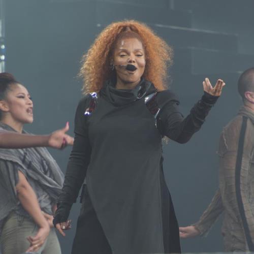 Janet Jackson Has No Career Memorabilia At Home