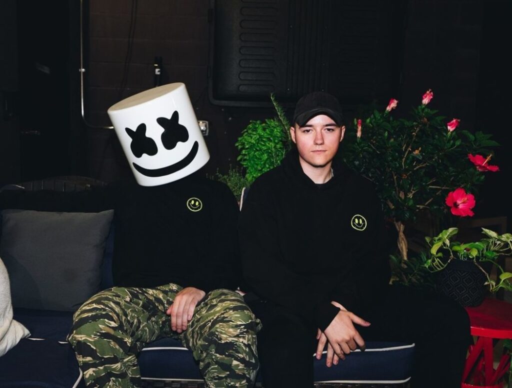 Marshmello And Viperactive Deliver A Frenetic Trap Track "in The