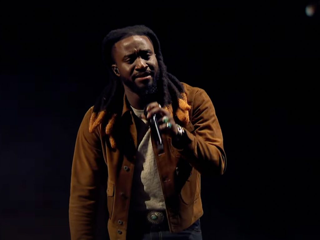 Watch Shaboozey’s Intimate Performance Of ‘highway’ On ‘colbert’