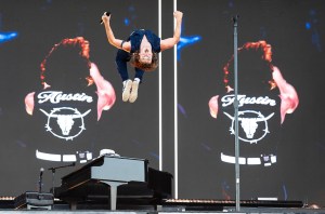 Benson Boone performs during the 2024 Austin City Limits Music Festival at Zilker Park on October 12, 2024 in Austin, Texas.