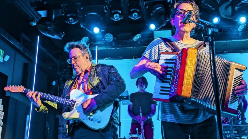 They Might Be Giants Announce Us Tour In 2025