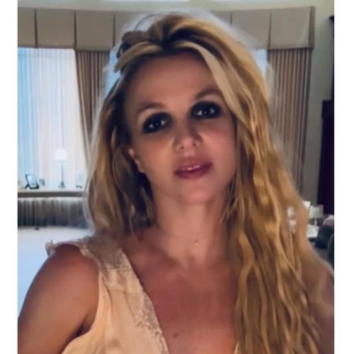 Britney Spears Considers 'marrying Herself' To Be 'most Brilliant' Decision