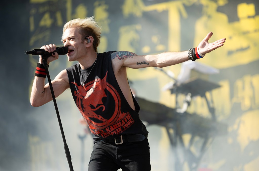 Deryck Whibley's 'walking Disaster' Becomes No. 1 Bestseller: Where To